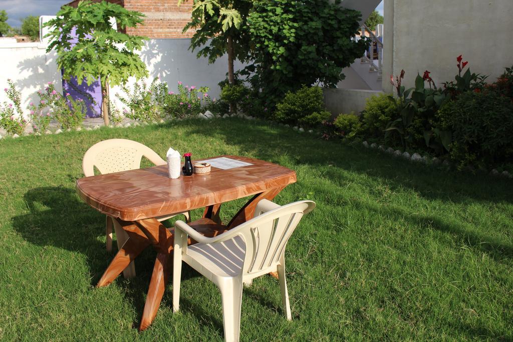 Prem Home Stay Khajurāho Екстериор снимка