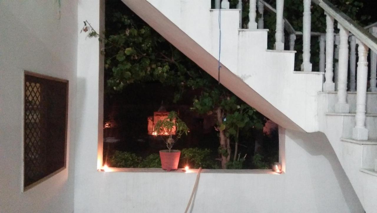 Prem Home Stay Khajurāho Екстериор снимка